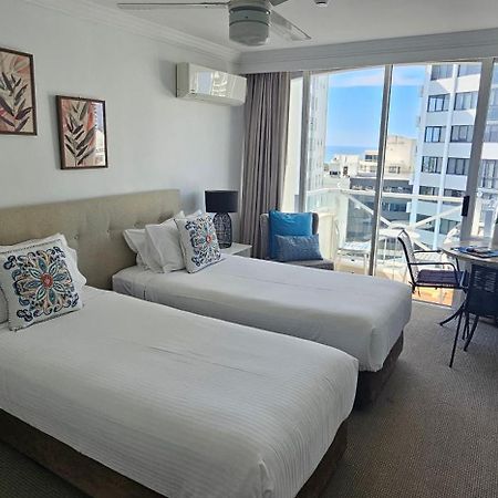 Broadbeach Holiday Apartments Gold Coast Exterior photo