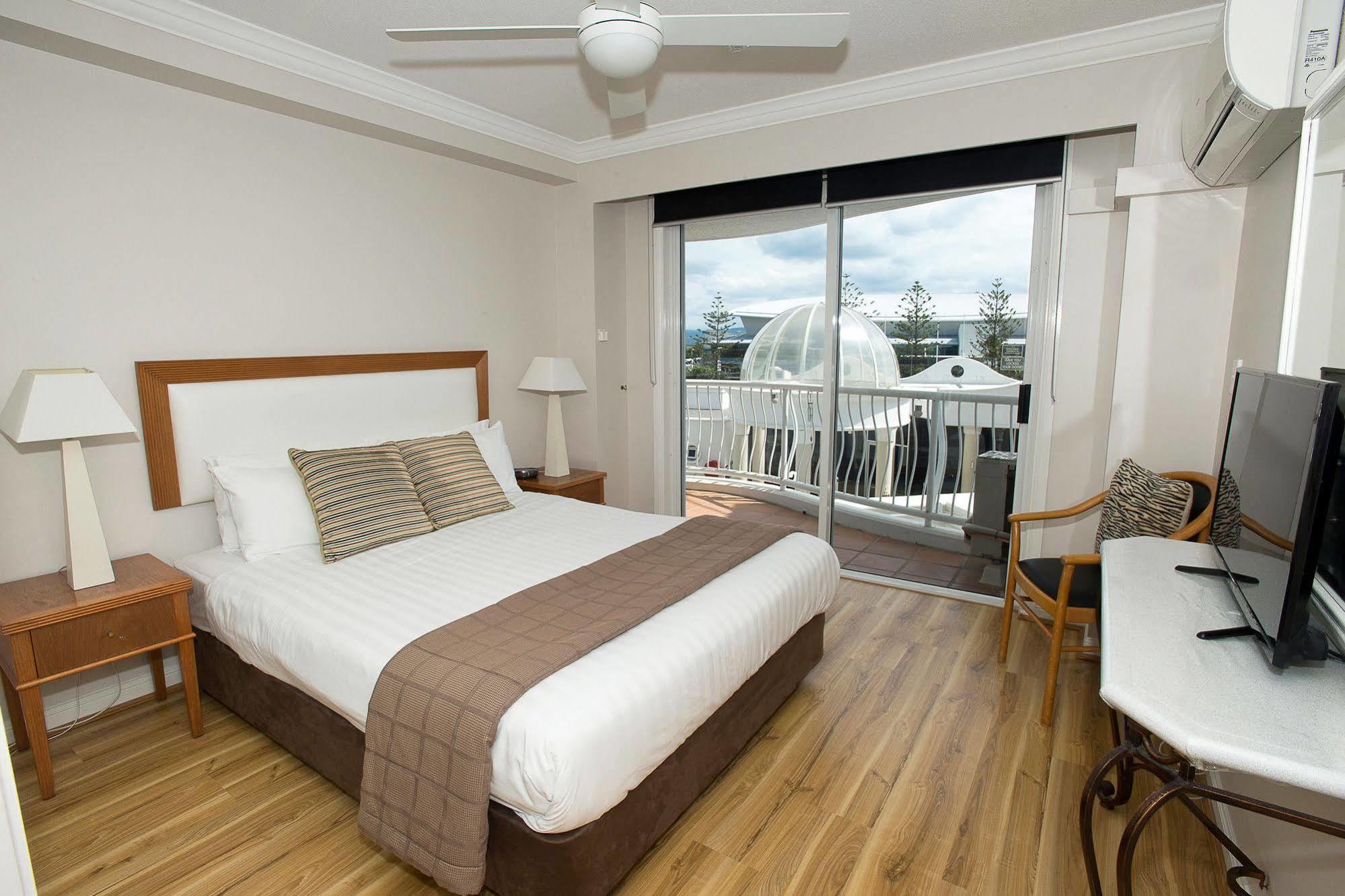 Broadbeach Holiday Apartments Gold Coast Exterior photo