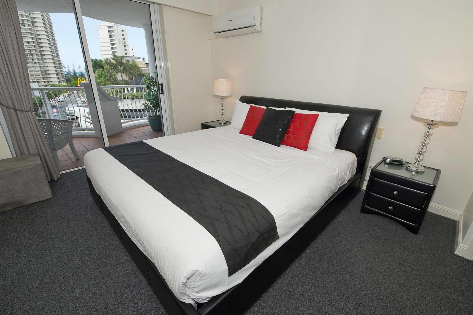 Broadbeach Holiday Apartments Gold Coast Exterior photo