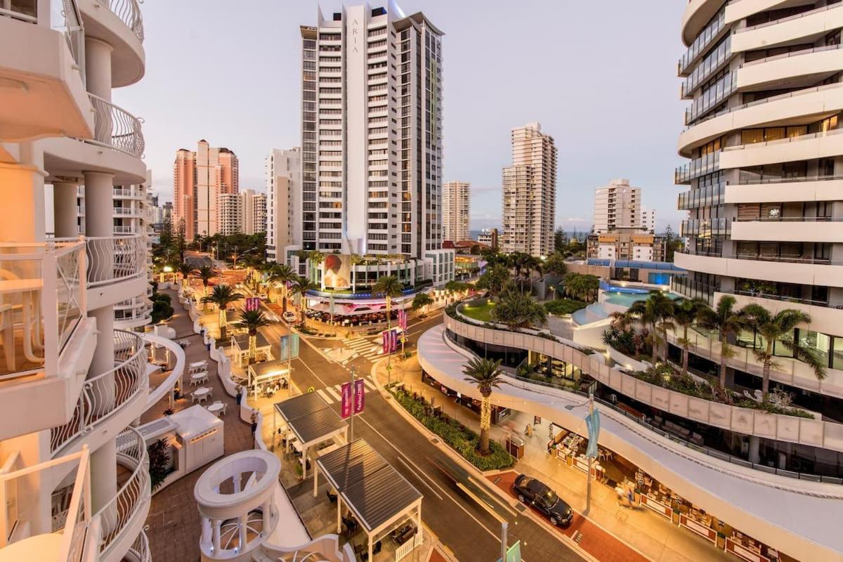Broadbeach Holiday Apartments Gold Coast Exterior photo